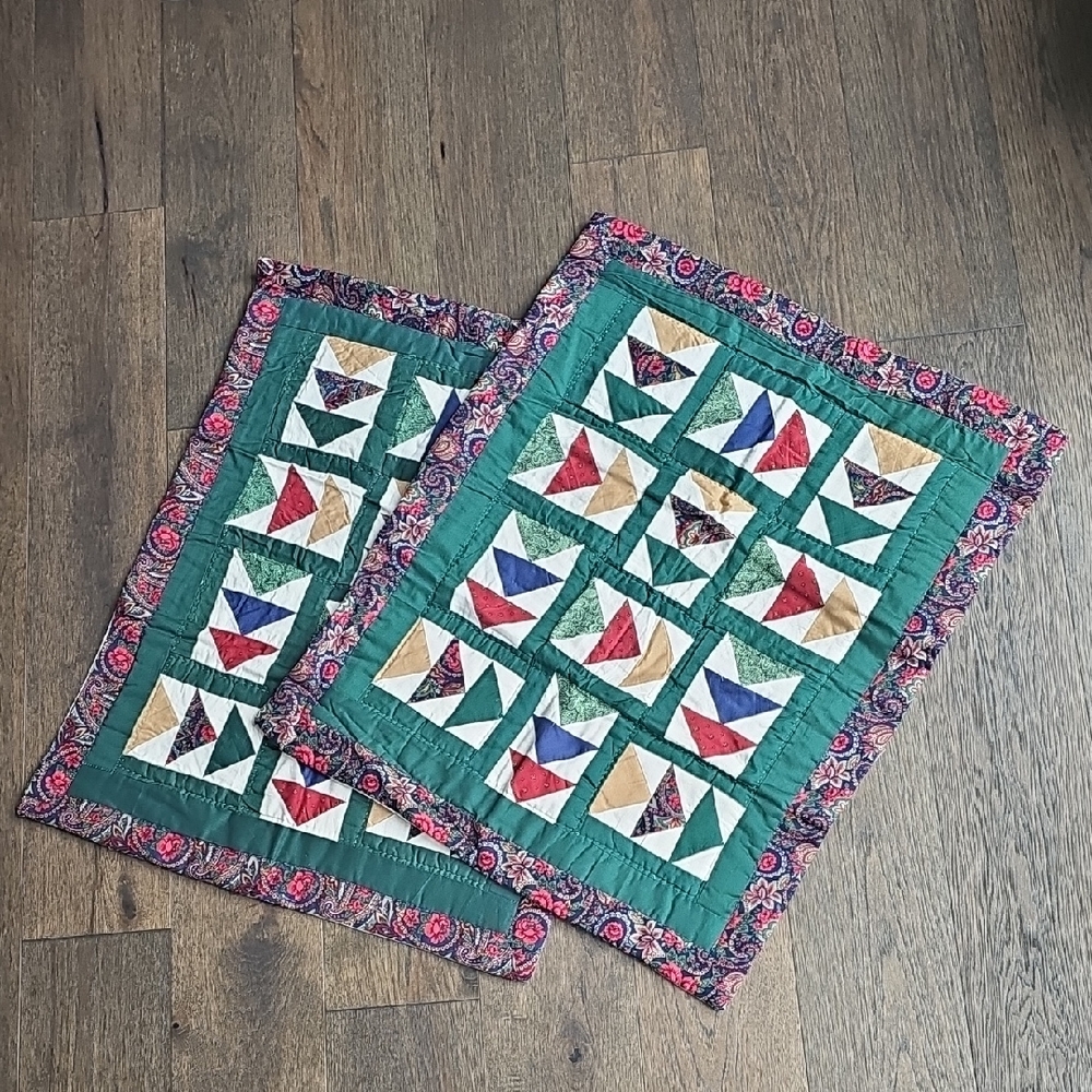 NWT AMERICANA QUILTED PILLOW SHAMS 2